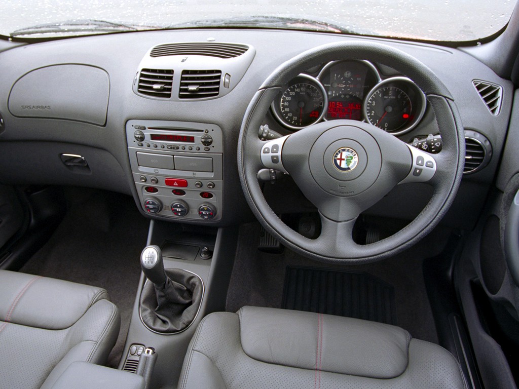 ALFA ROMEO 147 ALFA ROMEO 147
