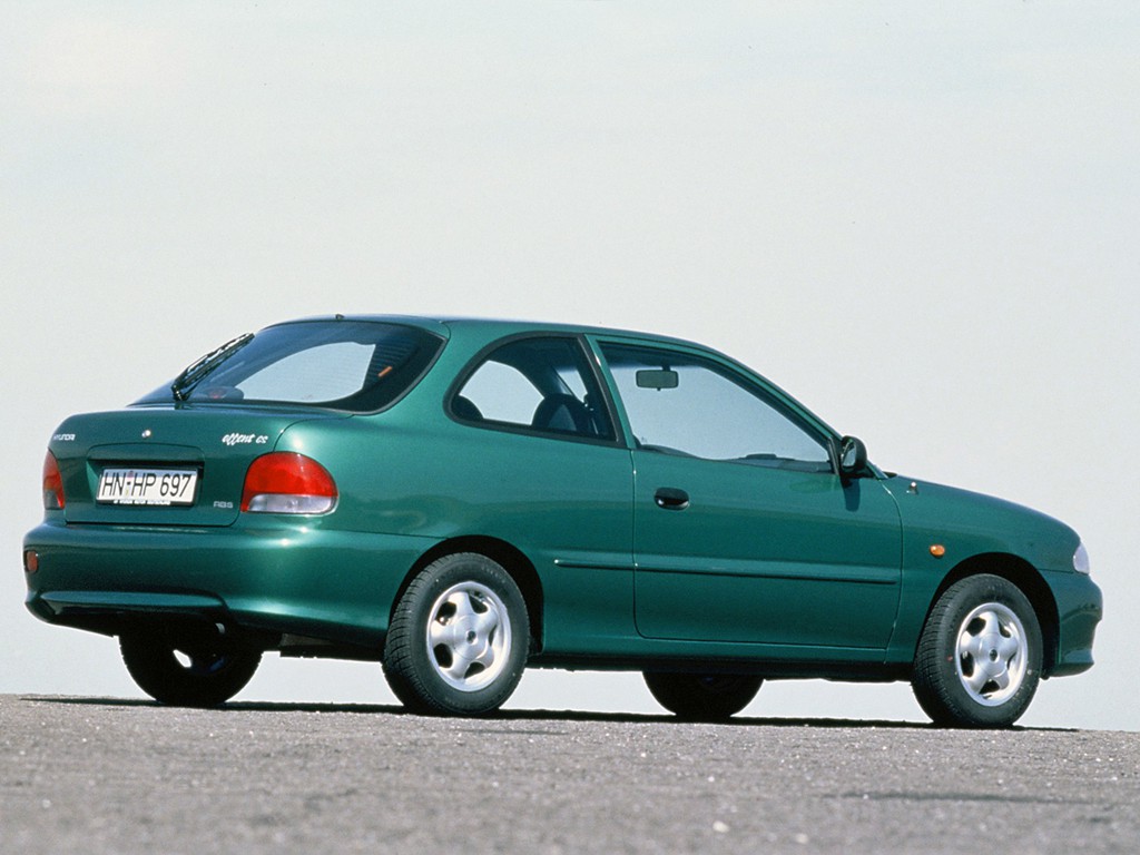 hyundai-accent-hatchback-3-doors-1997-model-exterior- ...