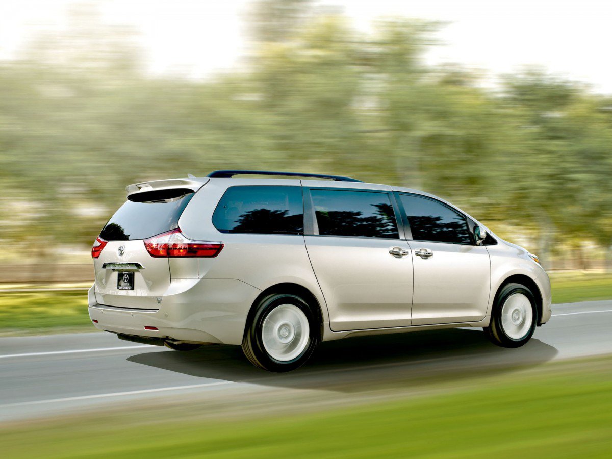 Top 10 Best 2016 Family Minivans in the United States