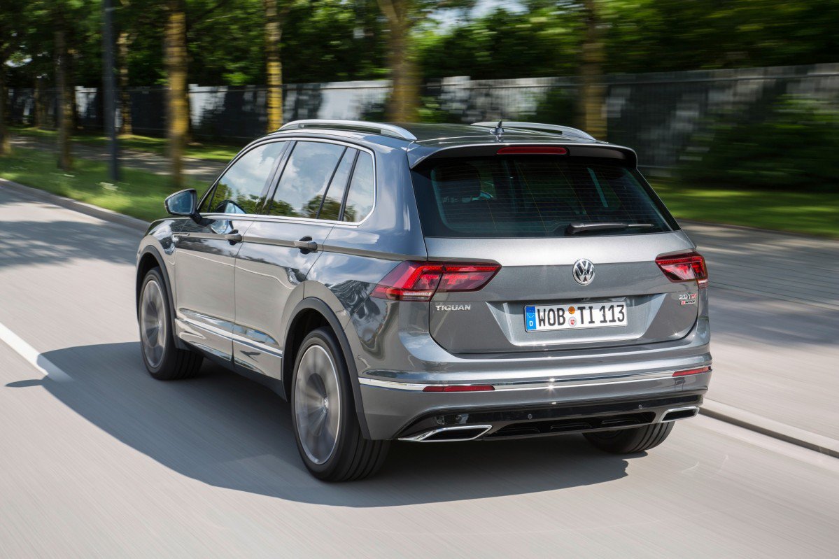 VW Adds Muscle to Tiguan Lineup with 240 PS Diesel, 220 PS Gasoline E...