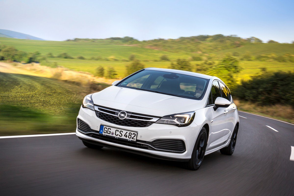 New Opel Astra Opc Line Sport Pack Is All Show And No Go