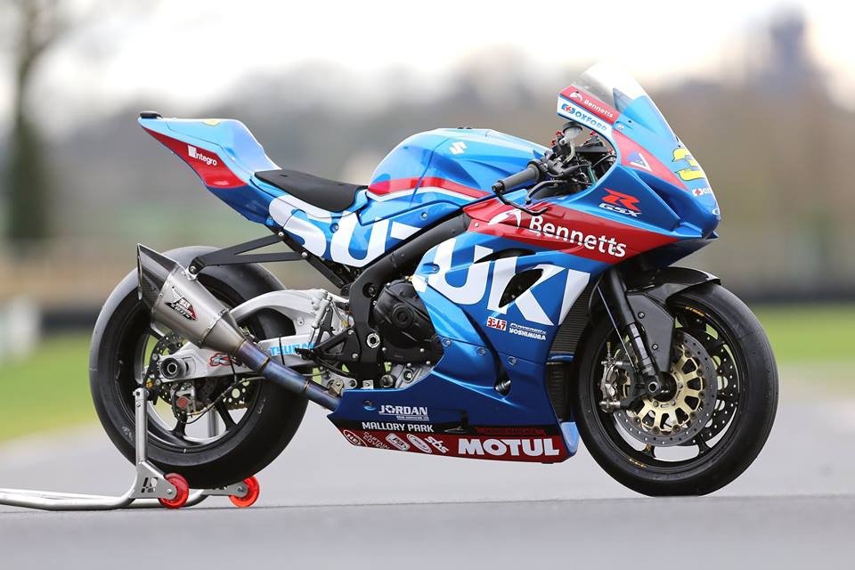 Michael Dunlop To Ride The New Suzuki Gsx R1000r At Isle Of Man Tt