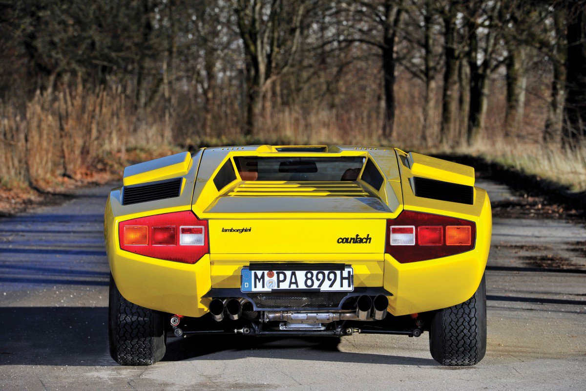 Lamborghini Countach LP400 Rear 7868 default large