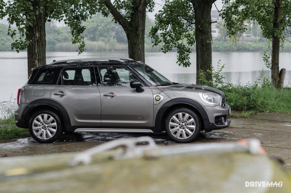 2017 Mini Cooper S E Countryman All4 Test Drive High Riding City 2017 Mini Cooper S E Countryman All4 Test Drive High Riding City Hipster Goes Half