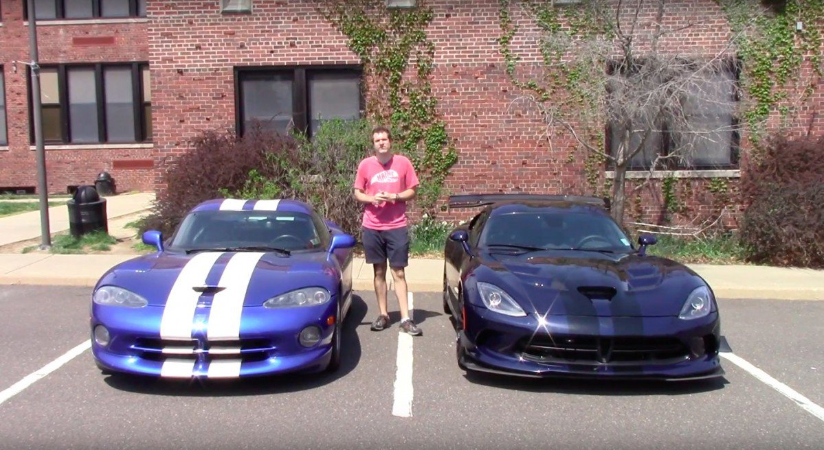 1997 Dodge Viper GTS vs 2016 Dodge Viper ACR 5361 default large