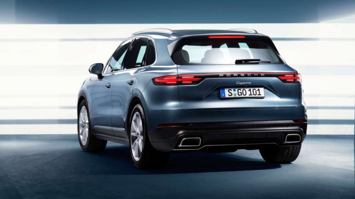 2018 Porsche Cayenne First Un Official Images