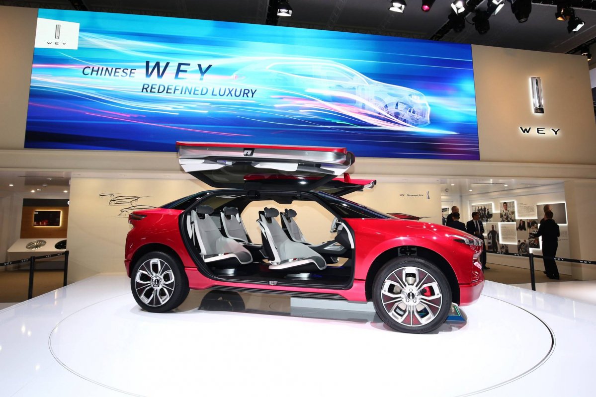 China’s Wey XEV is a PHEV crossover with full-length gullwing doors