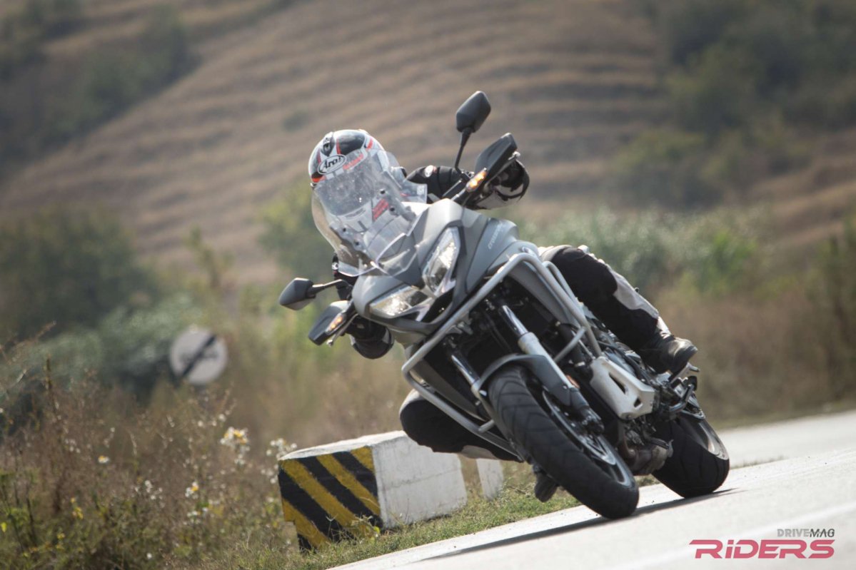 Honda VFR800X Crossrunner Video Review Honda VFR800X Crossrunner Video Review