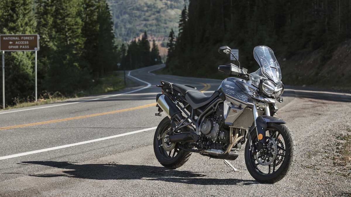 triumph 800 xca 2020