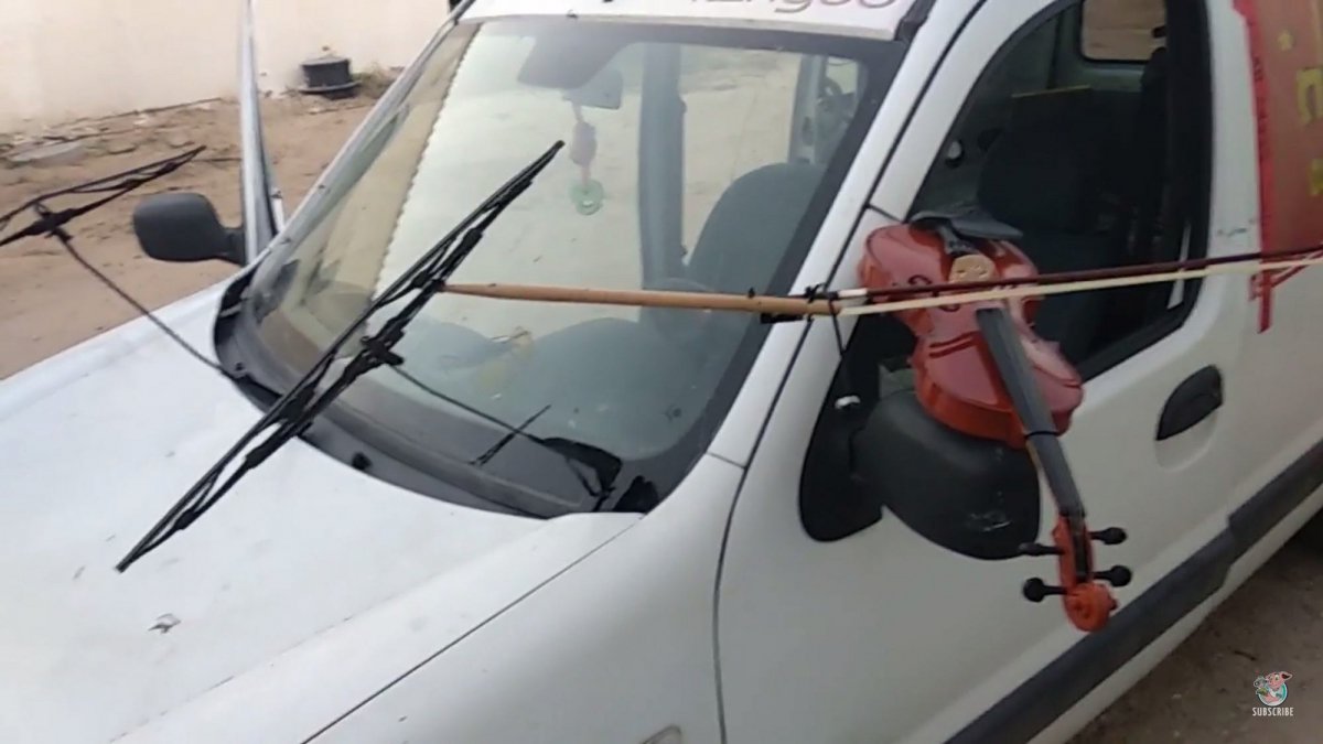 This week in useless car videos the slowest chase, the violin car an...