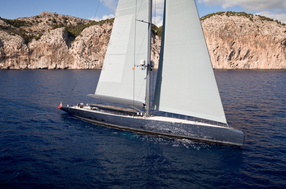 Inside the Beast the story of sailing superyacht Ngoni by Royal Hui...