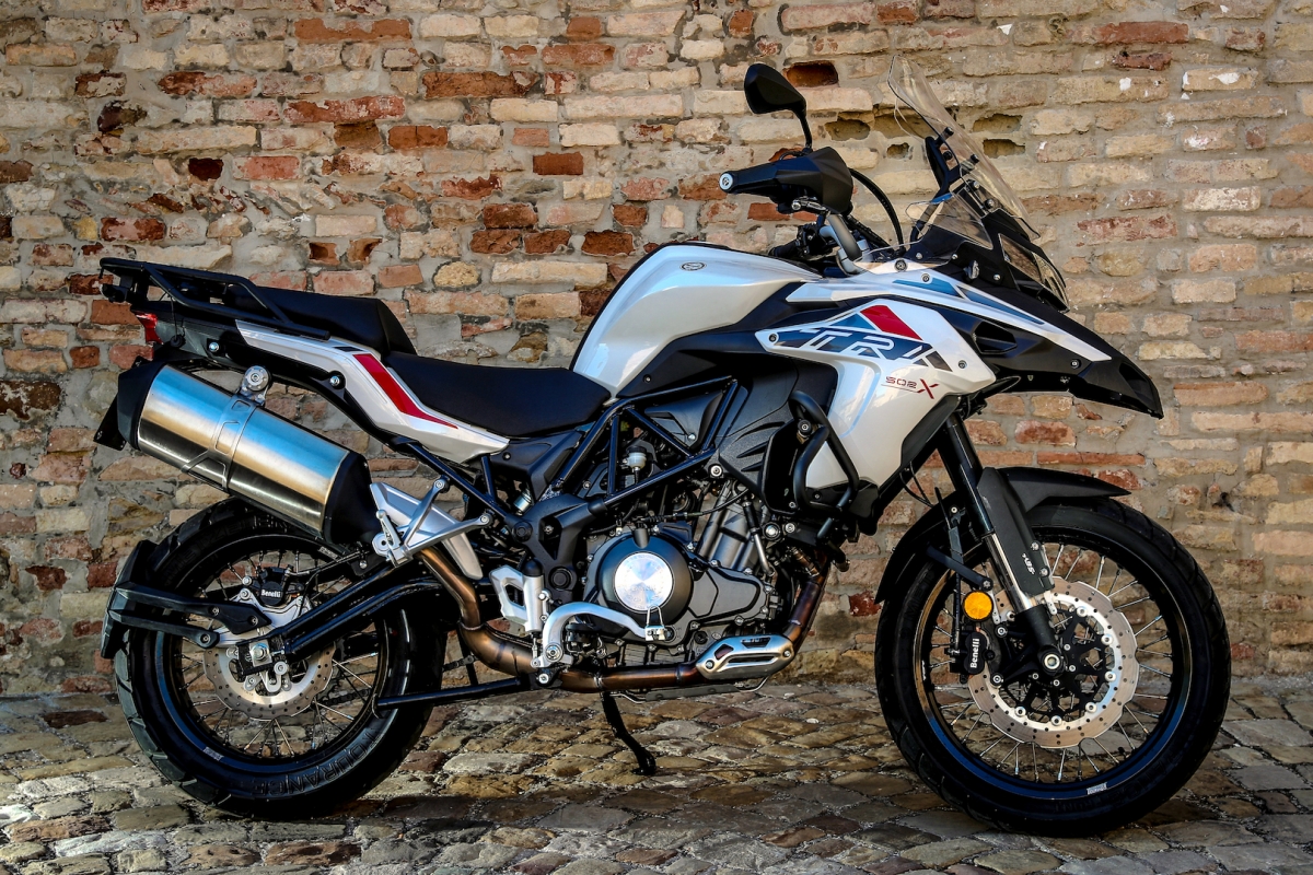 benelli trk 502 x panniers