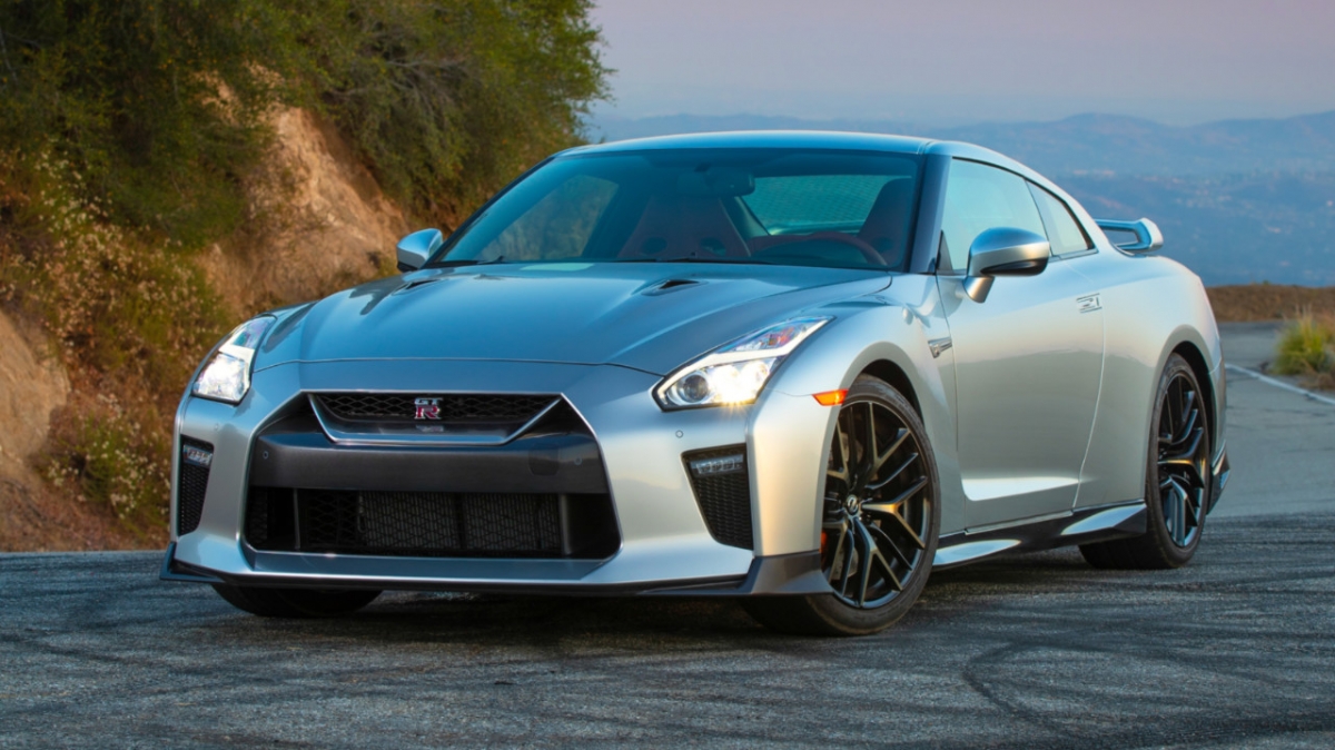 2019 Nissan GTR price sits at just under 100,000
